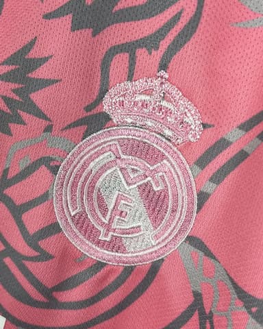 REAL MADRID PINK DRAGONS x HELLO KITTY - Image 3